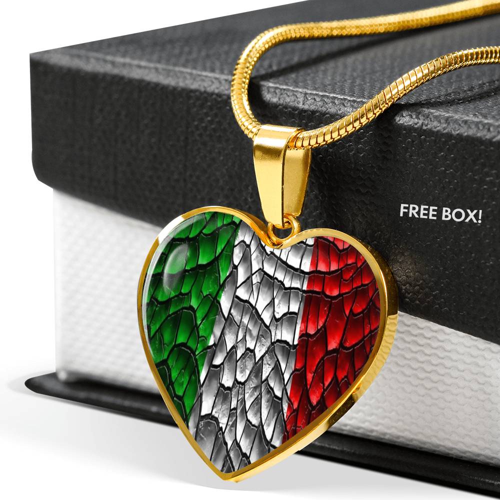 Italy Flag Art Heart Necklace