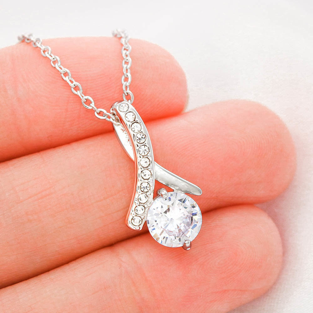 Italian Pride Alluring Beauty Necklace