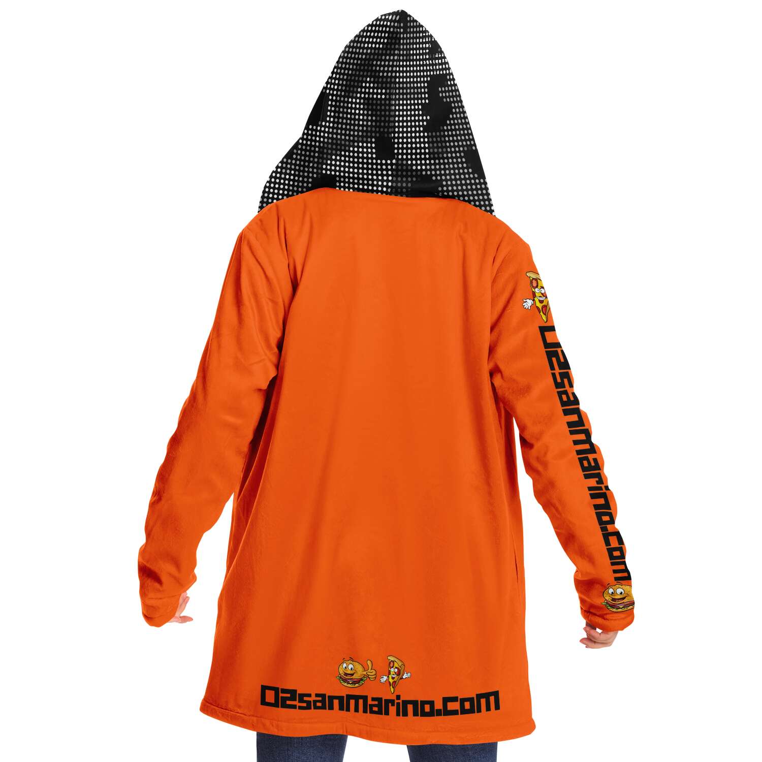 02.Com Cloak